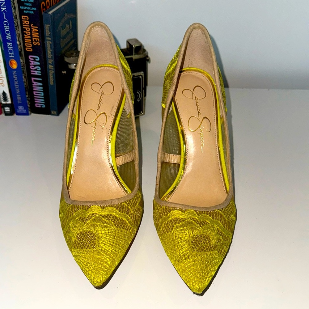 Jessica Simpson Neon Yellow and Nude Lace Pumps